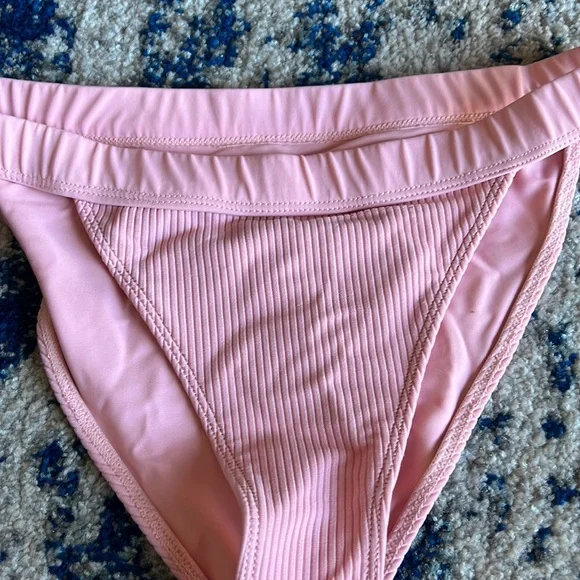 Tularosa Shore Bottom in Pink Contrast Medium - Picture 6 of 11